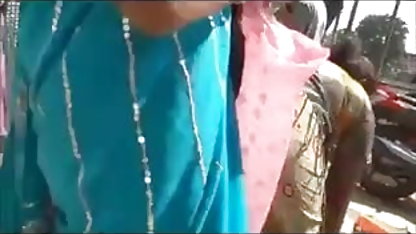 कॉलेज के इस खिलाड़ी के साथ लॉकर चोदने की सेक्सी पिक्चर रूम में अकेले