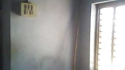 परिपक्व शौकिया सह सेक्सी सेक्सी फिल्म हिंदी में शॉट उसे dildo सवारी करने के लिए