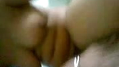 Verunica Avluv अपने दोस्त के विशाल मुर्गा का आनंद ले रही है सेक्सी पिक्चर लाइव