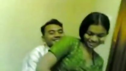 रेबेका बार्डोक्स द्वारा गहरे गले के बढ़िया सेक्सी पिक्चर साथ सुपर blowjob