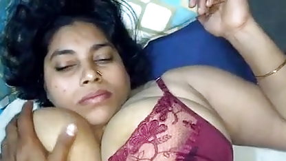 अलौकिक स्तन हिंदी में सेक्सी पिक्चर फिल्म के साथ एक वसा परिपक्व गड़बड़