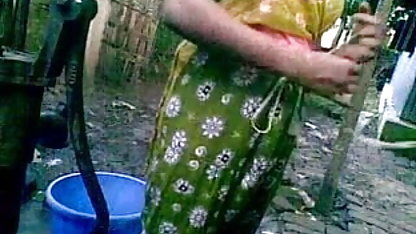 पोकेमॉन सेक्सी अमेरिकन पिक्चर याद है? अच्छा देखो यह आंटी कैसे चोदती है!