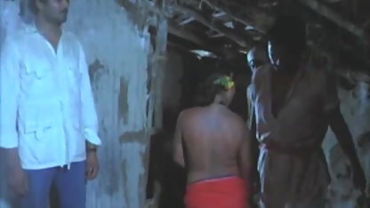 हर रविवार को हम कार धोते हैं और हम कैटरीना का सेक्सी पिक्चर इस तरह से खत्म करते हैं।