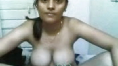 मेरे मालिक की कुतिया मुझे बगीचे के सेक्सी पिक्चर 2018 की बीच में चूसती है