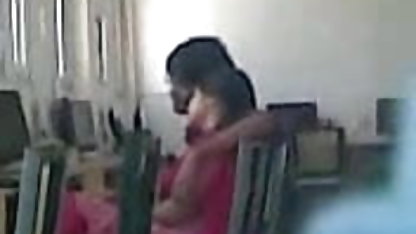 जब एक इंटरव्यू अरे बीपी पिक्चर सेक्सी में अमरना मिलर को चूत का झांसा दिया गया था