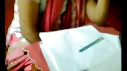 सिल्वी डीलक्स के पास एक लक्जरी बिल्ली है और सनी लियोन सेक्सी पिक्चर सनी लियोन सेक्सी पिक्चर यह खुलता है जो आनंद देता है