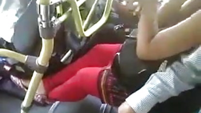 इस मां सेक्सी पिक्चर बॉलीवुड ने अपने बेटे के साथ कैमरों के सामने सेक्स किया है