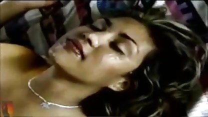 एक कैदी लैटिन हिंदी सेक्सी नंगी पिक्चर वीडियो जिप्सी मेगन सालिनास द्वारा गड़बड़ हो जाता है