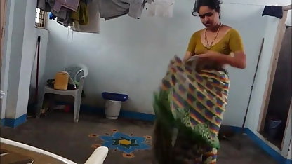 वह शौचालय में बारटेंडर को चोदता सेक्सी पिक्चर इंग्लिश सेक्सी है, यह चाची एक वेश्या होगी ।।
