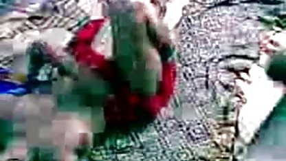 कैपरी कैवल्ली अपने खूबसूरत पैरों के साथ एक अच्छा स्ट्रॉ वीडियो की सेक्सी पिक्चर बना रही है